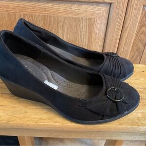 dexflex comfort Black Wedge Slip-On Flats with Buckle Detail